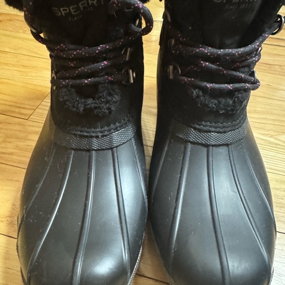 Cozy Black Faux Fur Boots - Picture 5 of 6